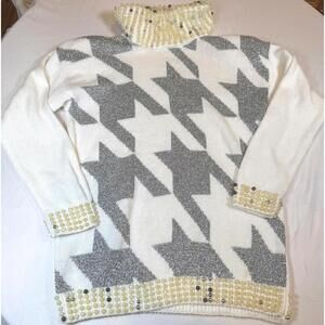 VTG Spree International Women’s knit turtleneck sweater size‎ Large white